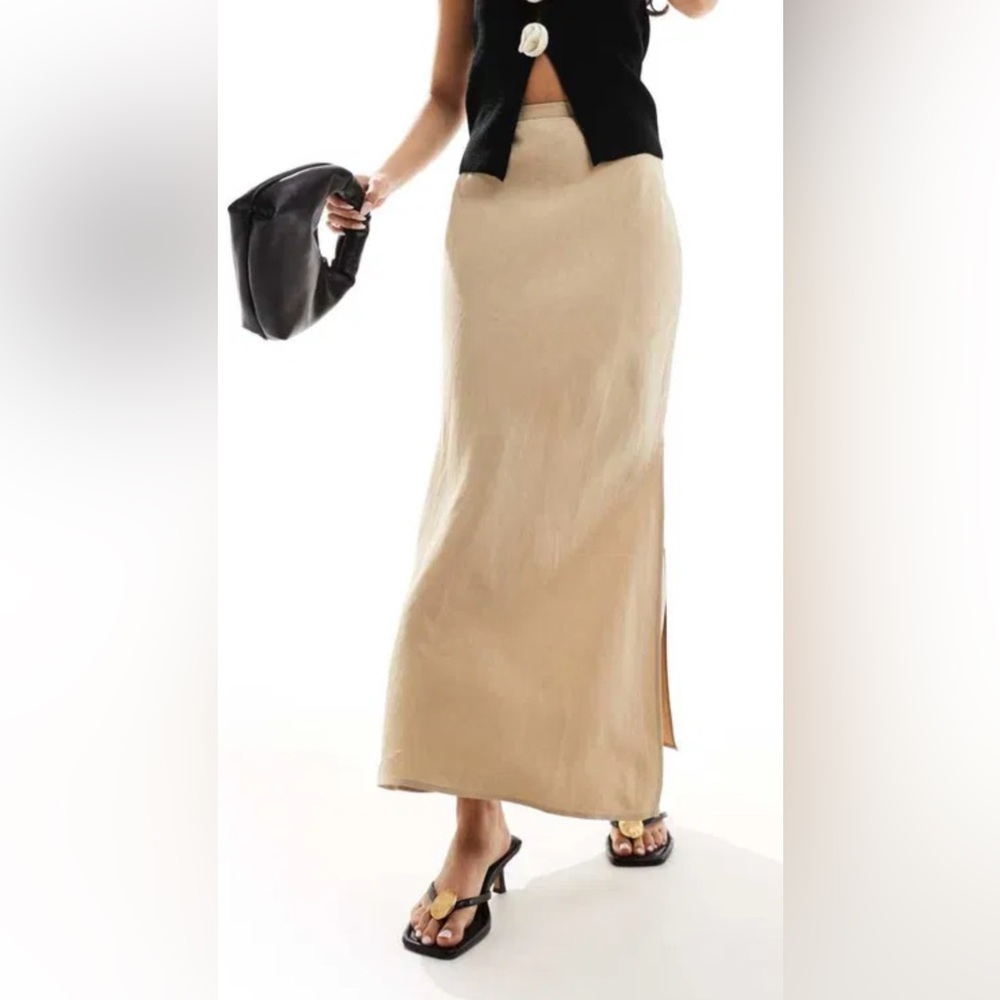New With Tags Valerie Stevens Pure Linen Cream Maxi Skirt